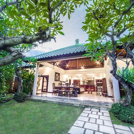 Villa Frangipani Sanur Kültér fotó