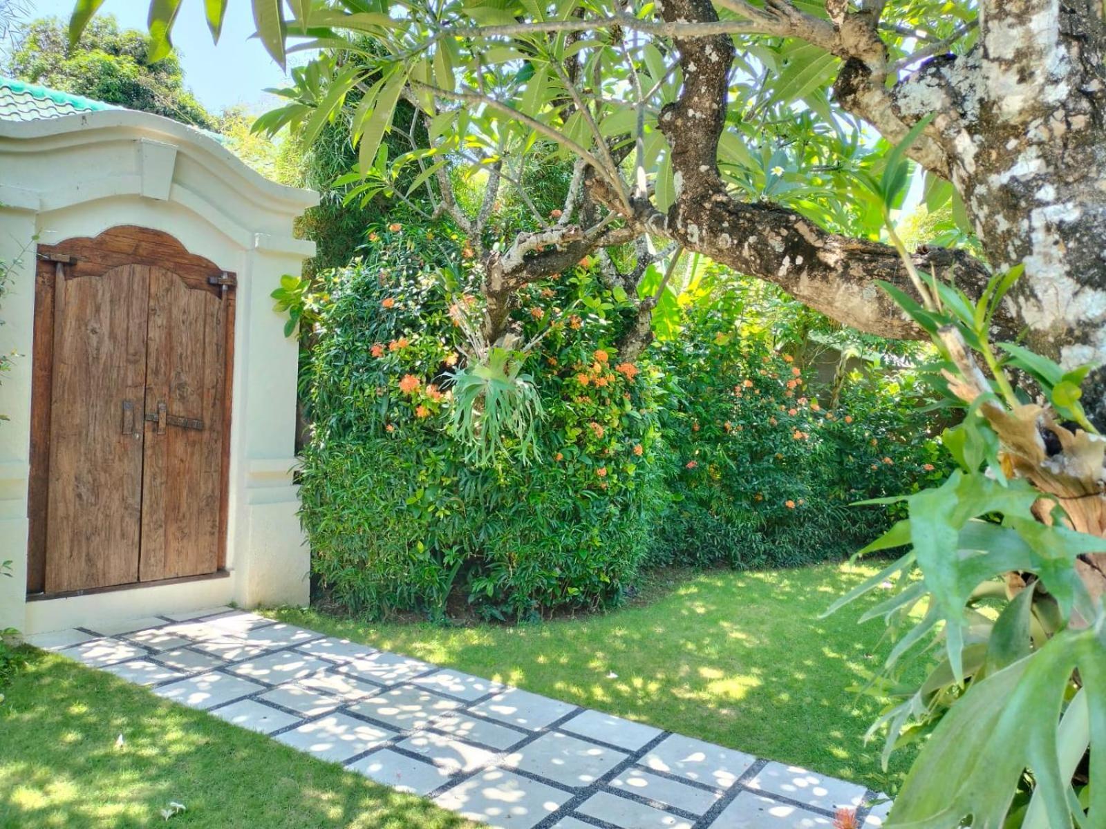 Villa Frangipani Sanur Kültér fotó